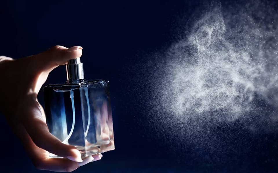 وارد کننده عطر و اسانس